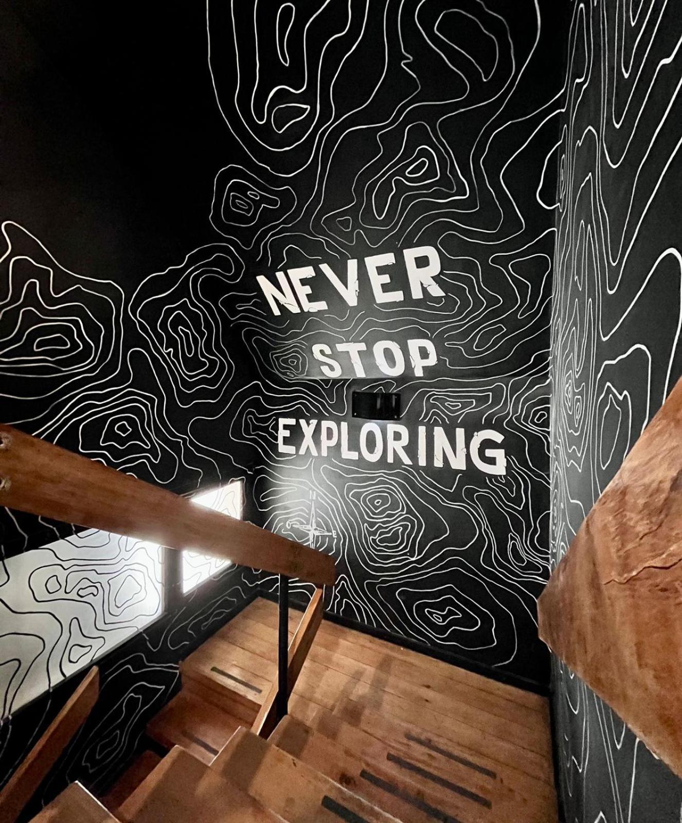 Moving Hostel Travel Bar Сан-Карлос-де-Барилоче Экстерьер фото