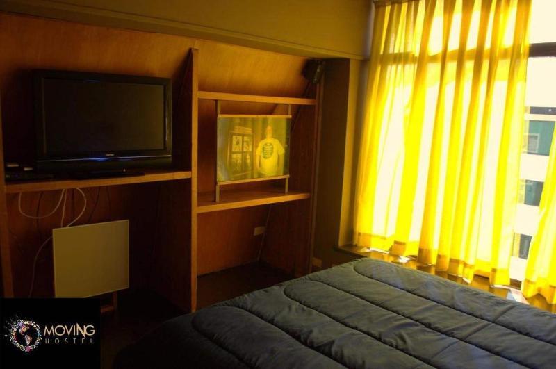 Moving Hostel Travel Bar Сан-Карлос-де-Барилоче Экстерьер фото