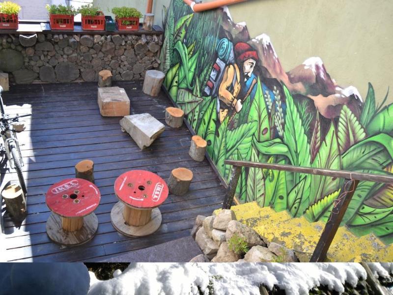 Moving Hostel Travel Bar Сан-Карлос-де-Барилоче Экстерьер фото
